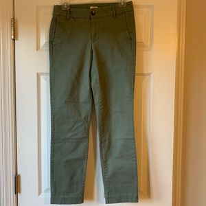 Dark green capris